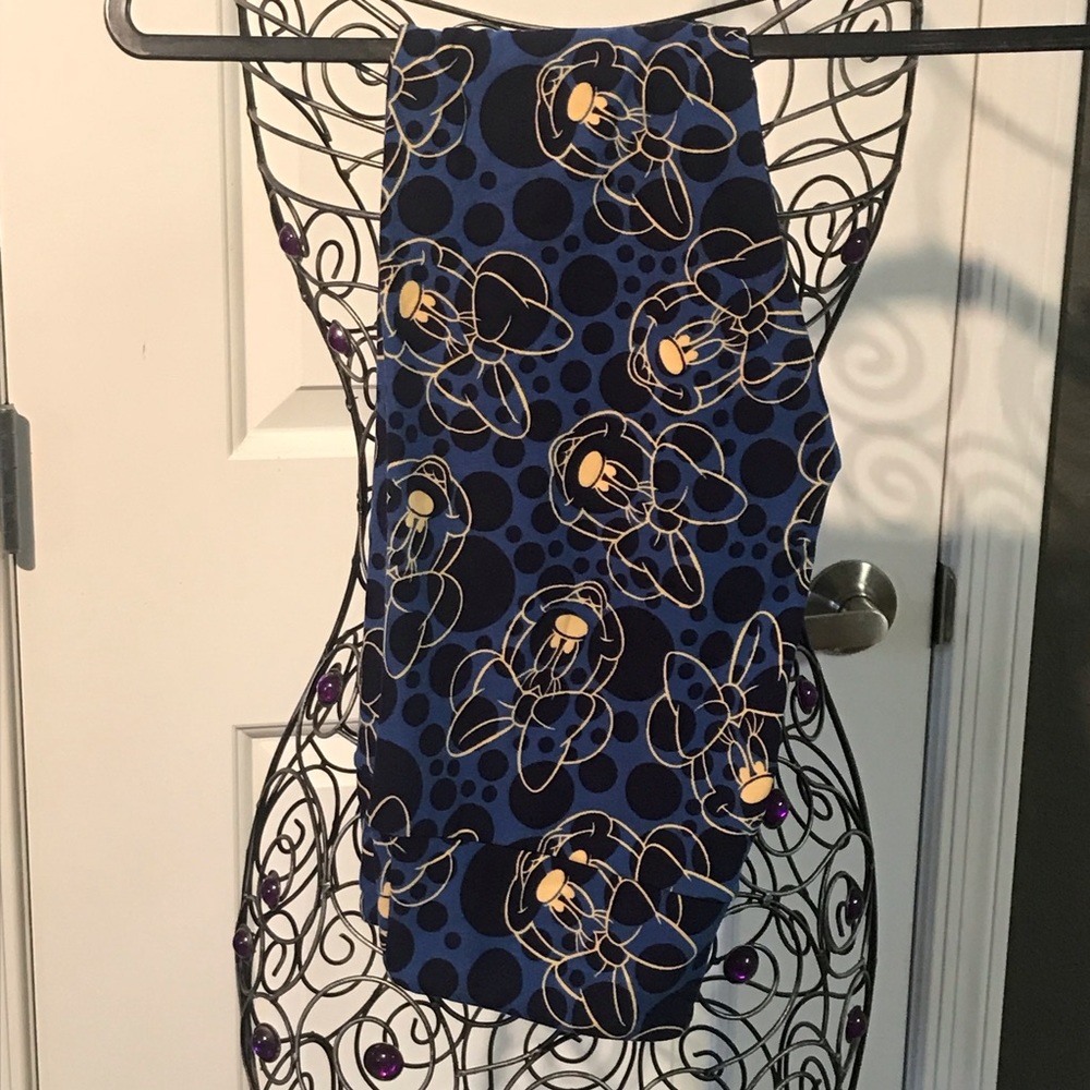 LulaRoe Minnie Mouse leggings. OS